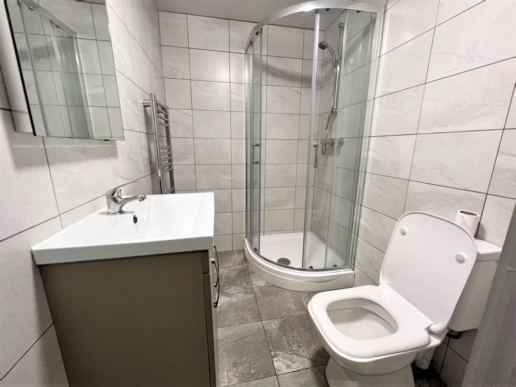 Property image 5 of 7