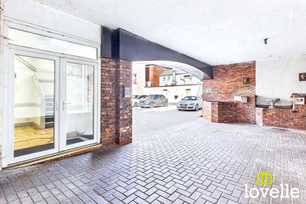 Property image 7 of 7