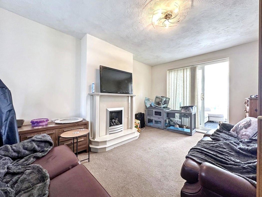Property image 2 of 14