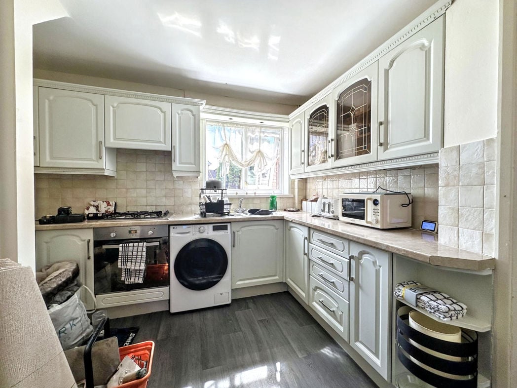 Property image 4 of 14