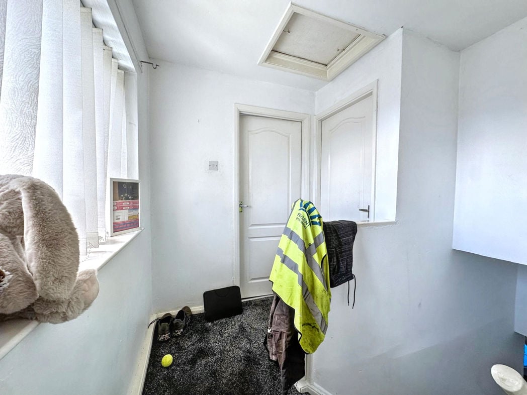 Property image 7 of 14