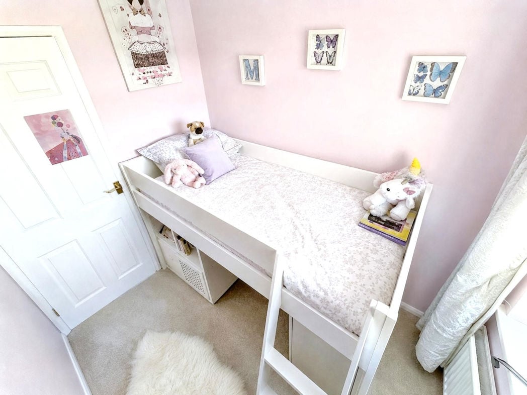 Property image 12 of 19
