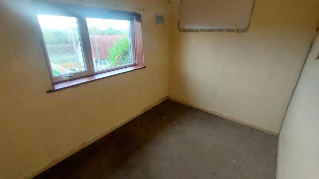 Property image 2 of 20