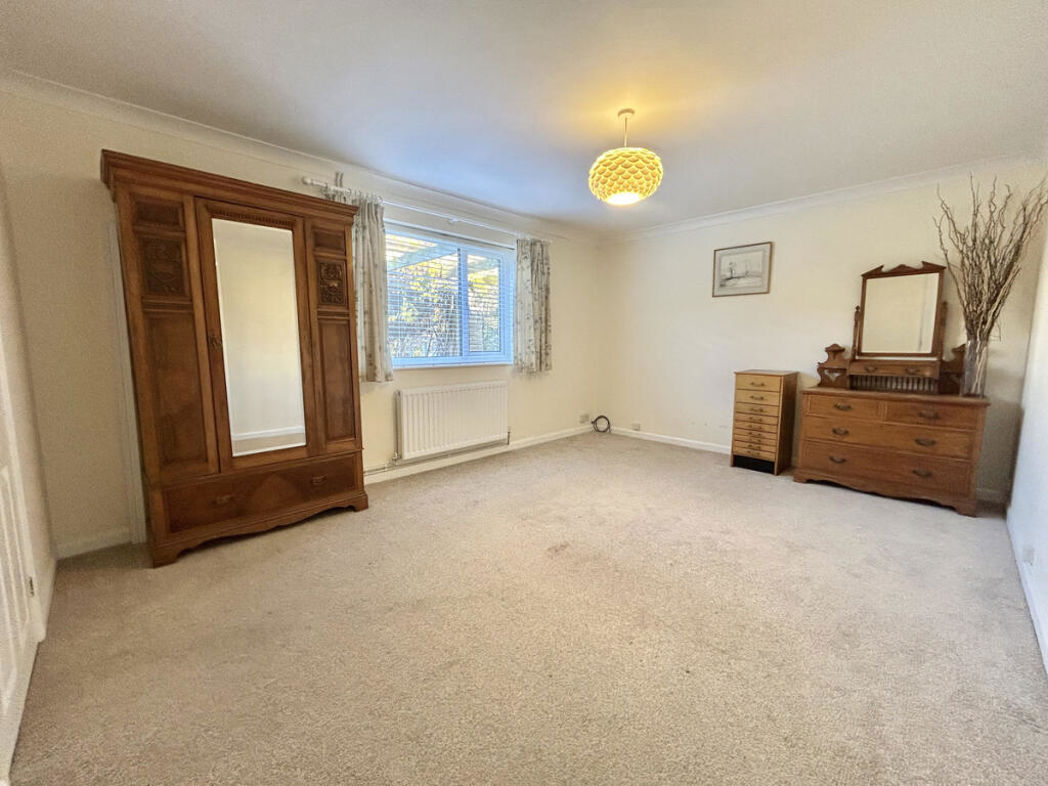 Property image 15 of 23