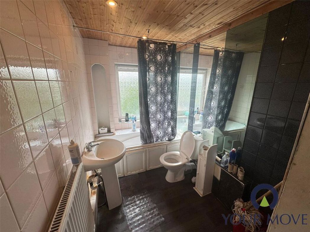 Property image 7 of 7