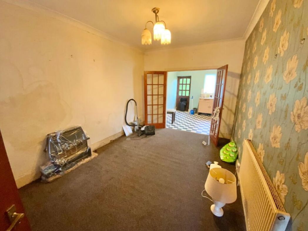 Property image 4 of 7