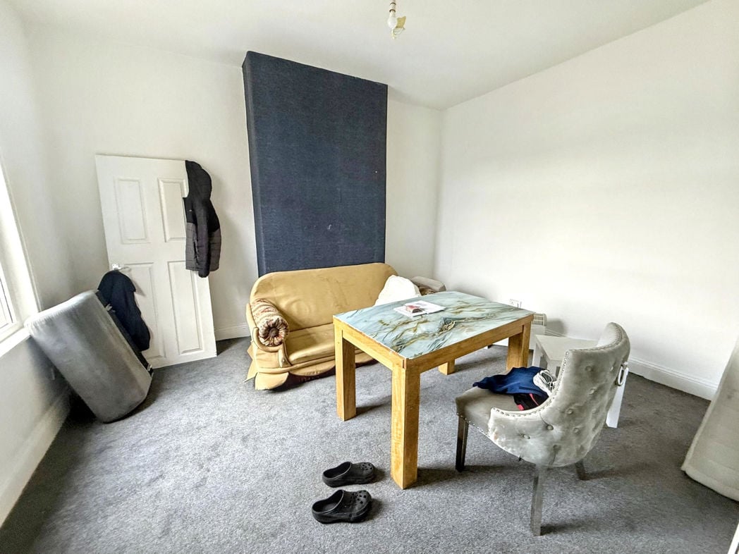 Property image 11 of 13
