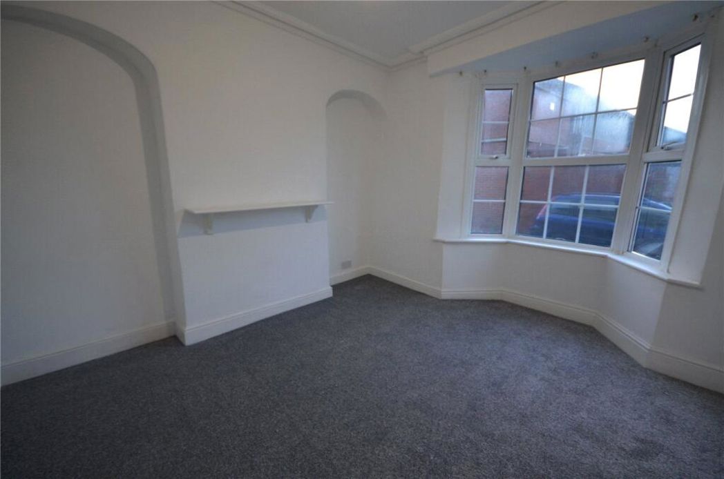 Property image 2 of 9