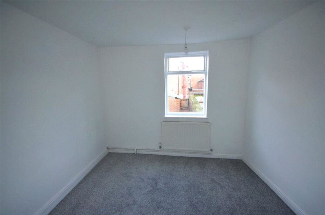 Property image 6 of 9