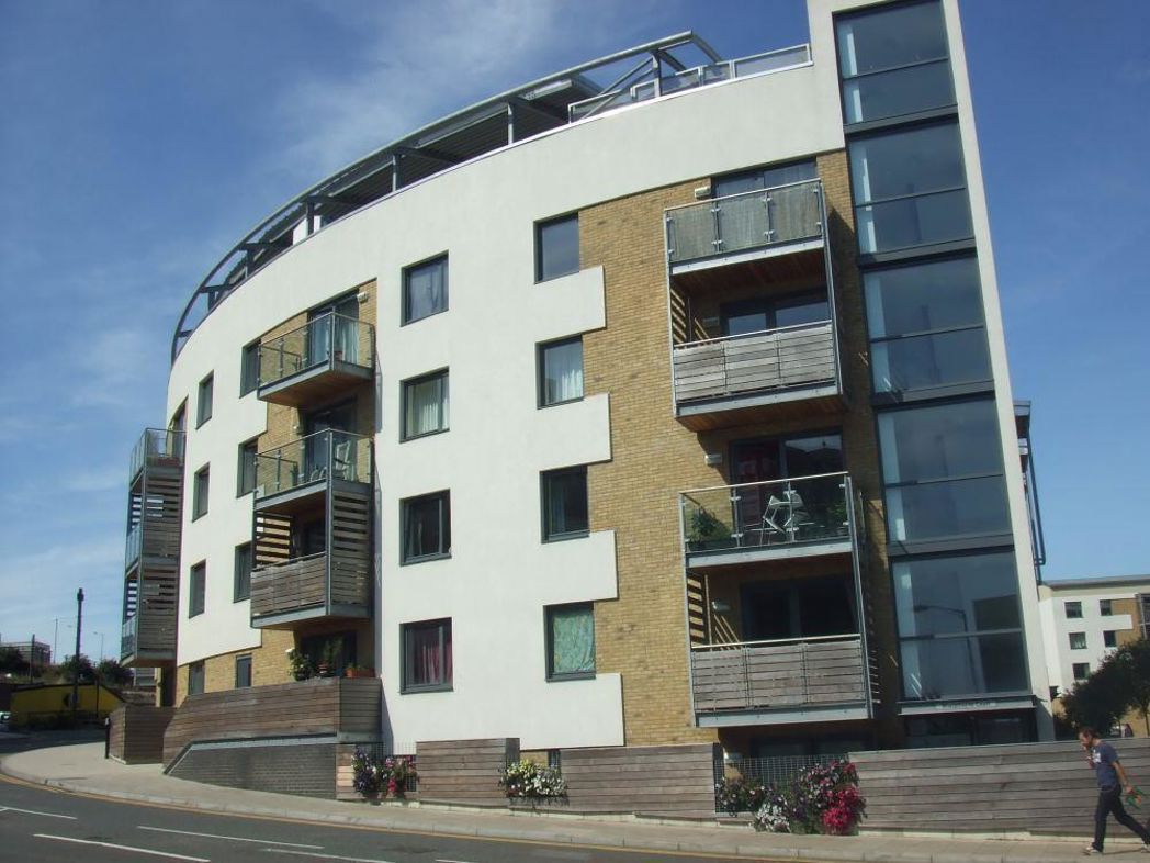 Property image 1 of 8