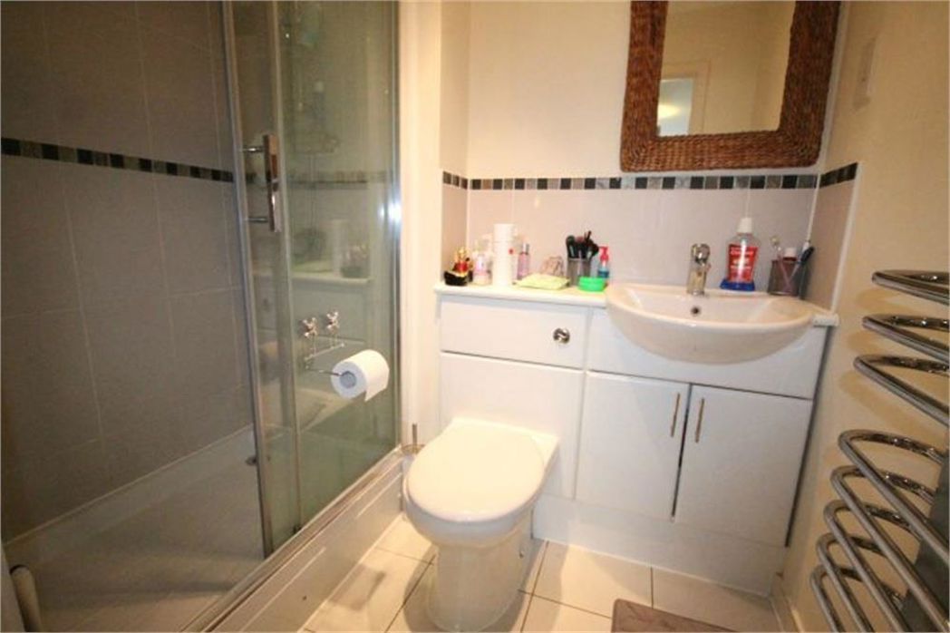 Property image 6 of 8