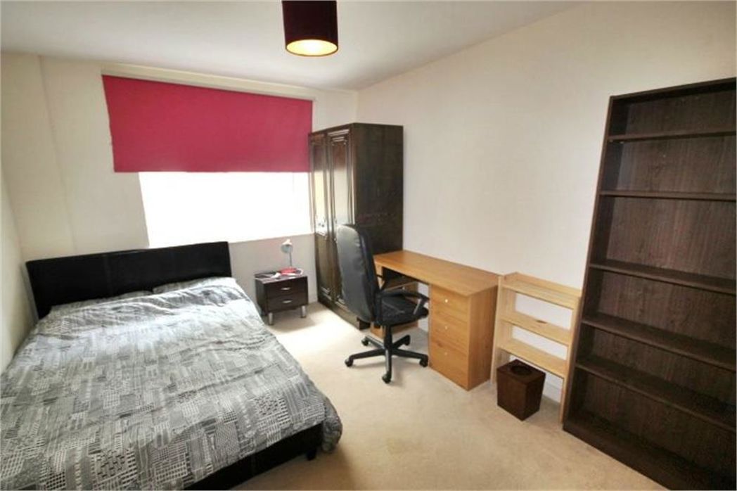 Property image 7 of 8