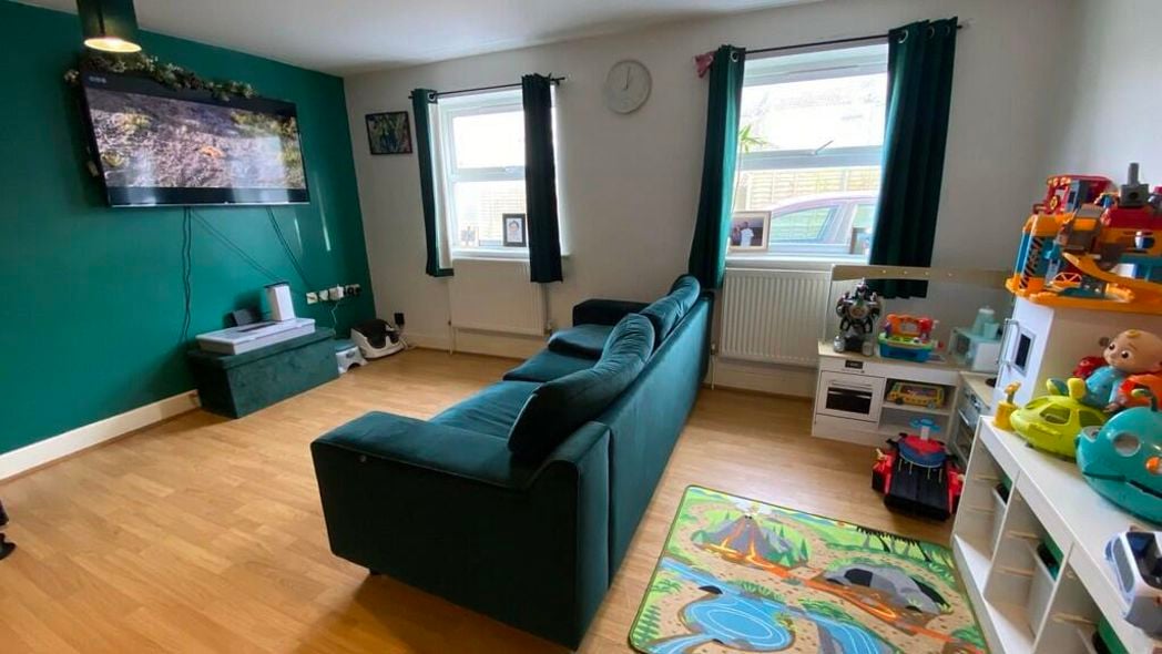 Property image 2 of 11