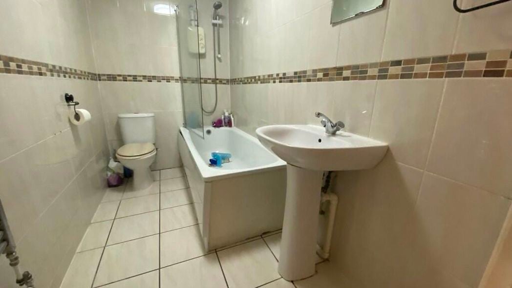 Property image 6 of 11