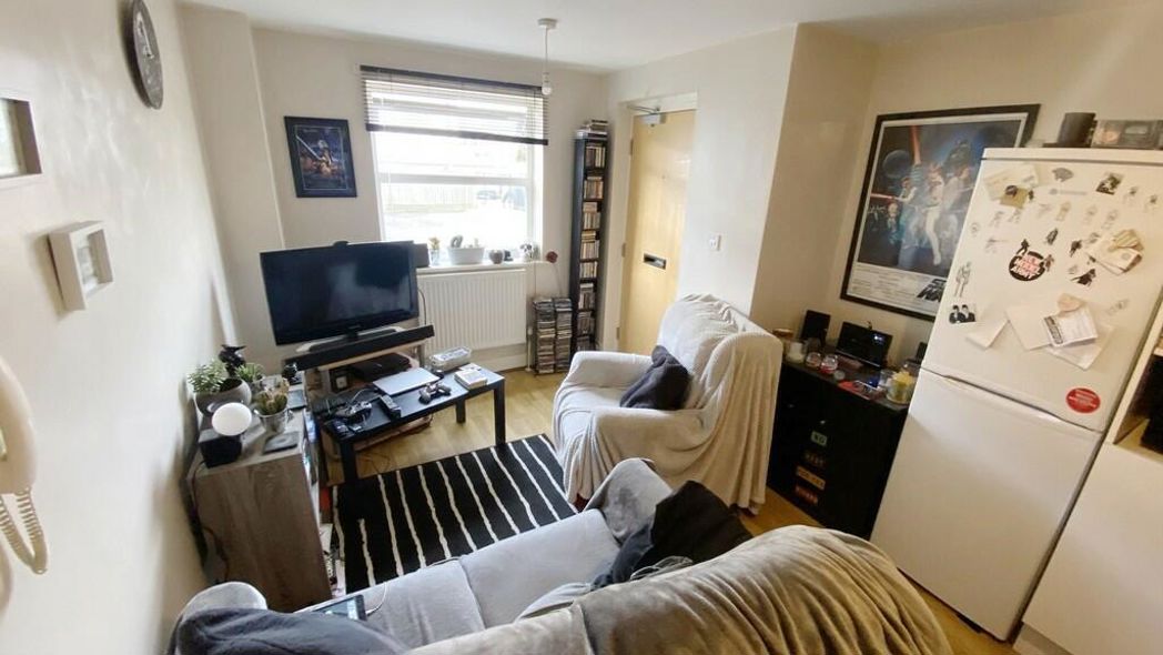 Property image 3 of 13