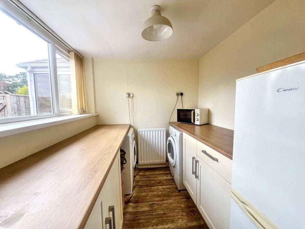 Property image 5 of 11