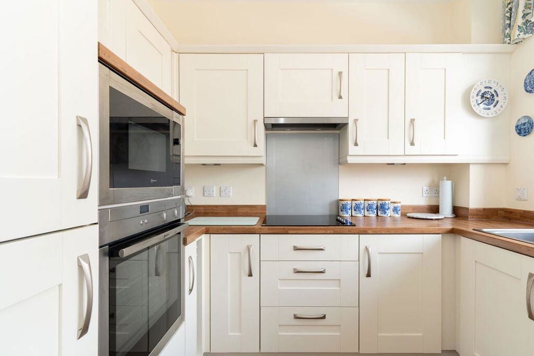 Property image 3 of 20