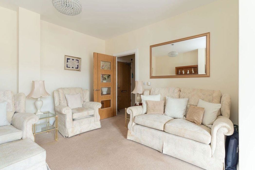Property image 6 of 20