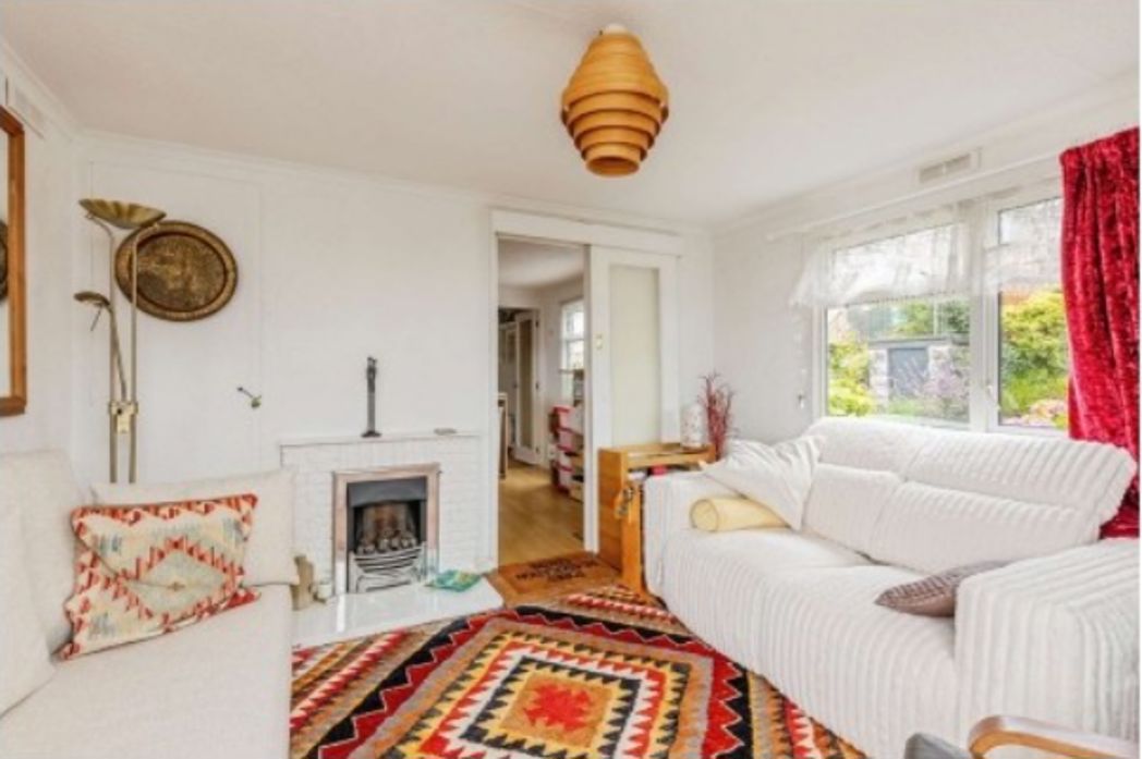 Property image 4 of 12