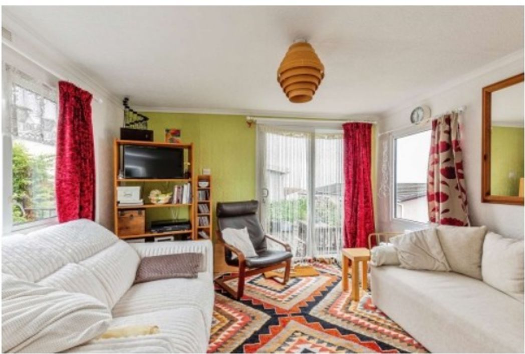 Property image 6 of 12
