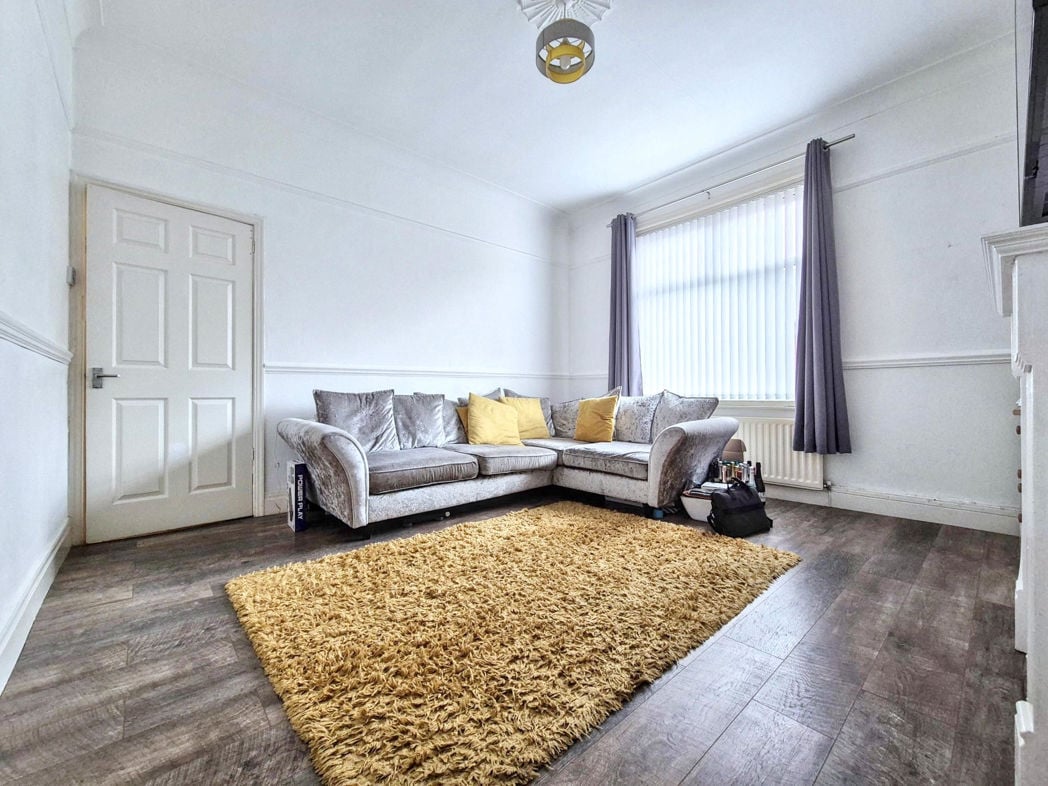 Property image 2 of 16