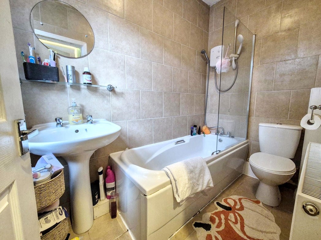 Property image 14 of 16