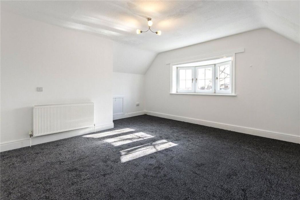 Property image 8 of 15