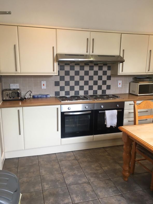 Property image 5 of 19