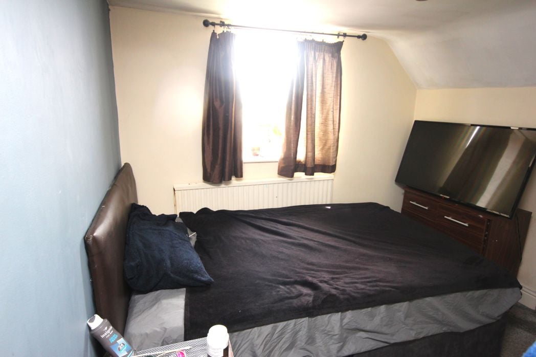 Property image 13 of 19