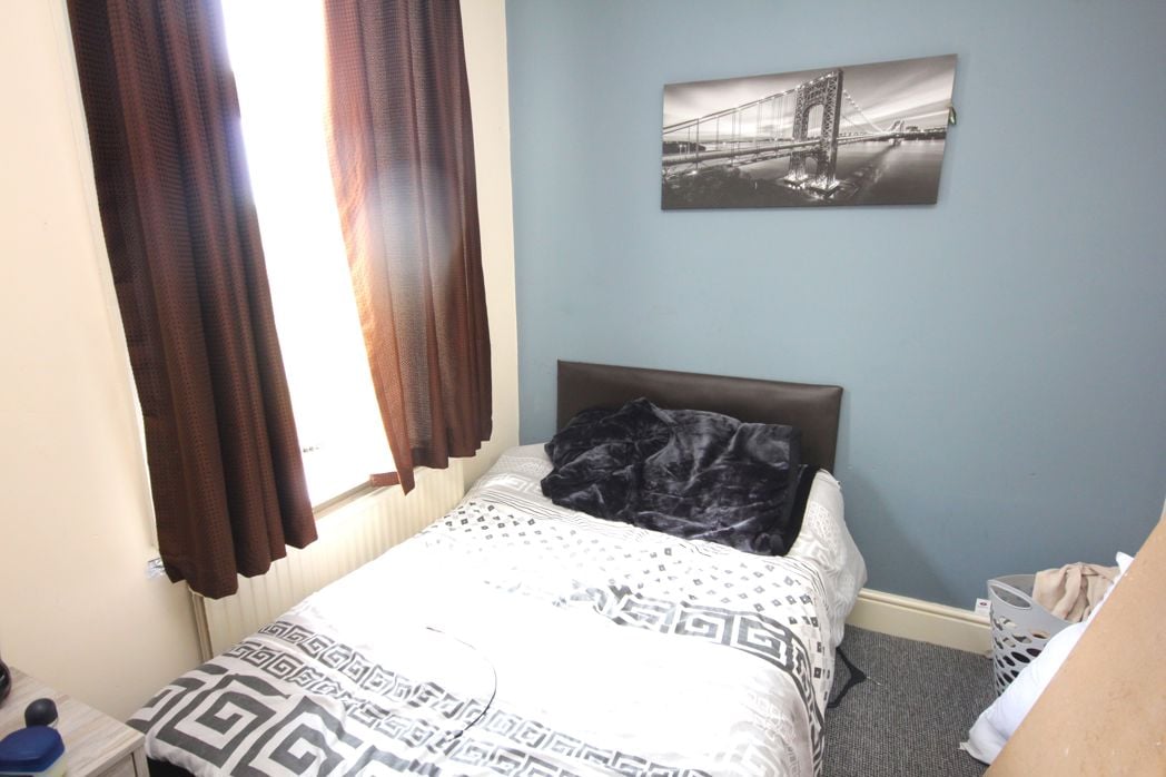 Property image 15 of 19