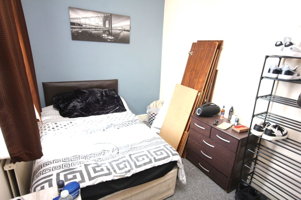 Property image 16 of 19