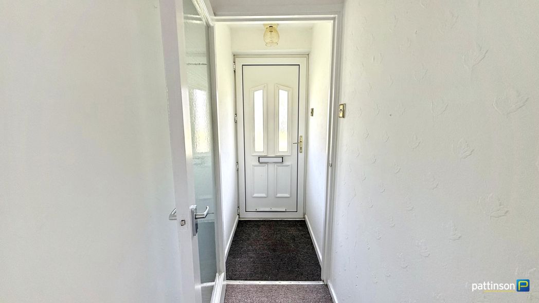 Property image 2 of 9