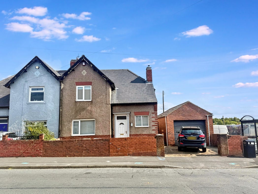 Property image 1 of 17