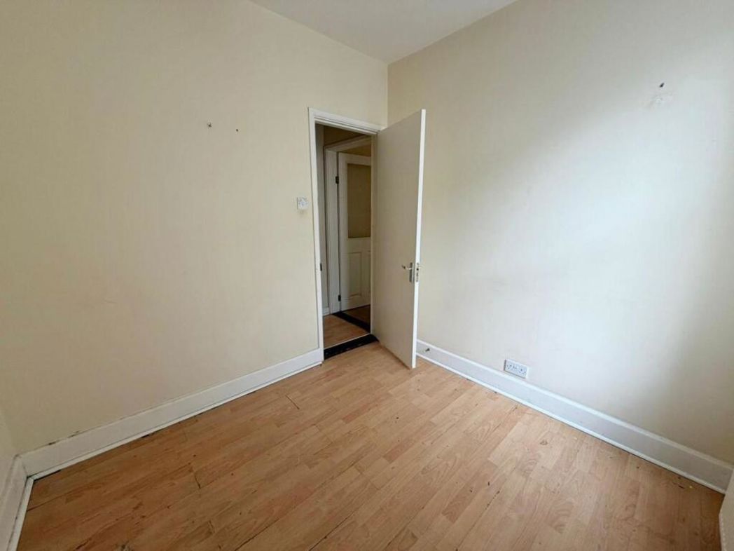 Property image 4 of 9