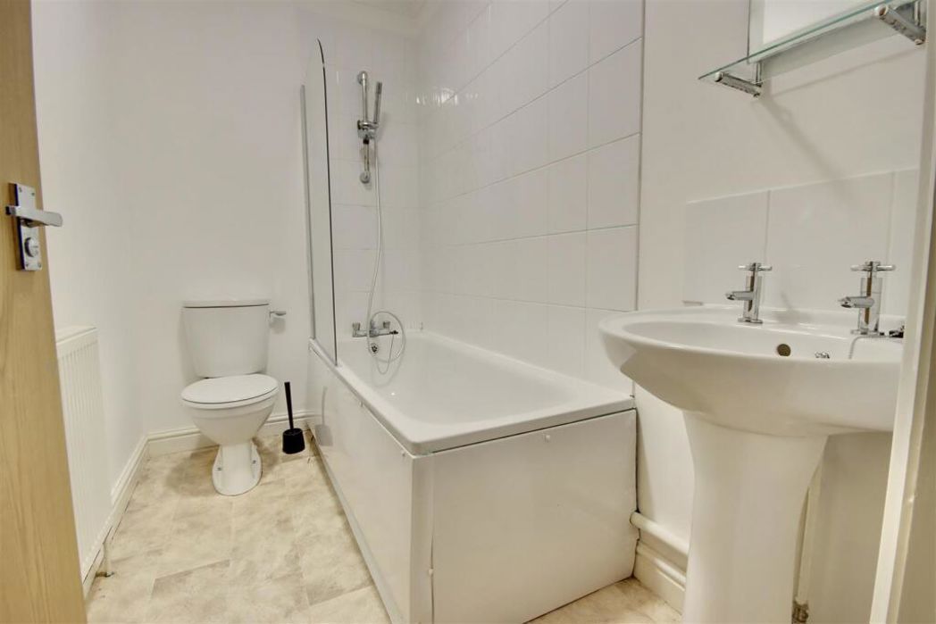 Property image 6 of 6