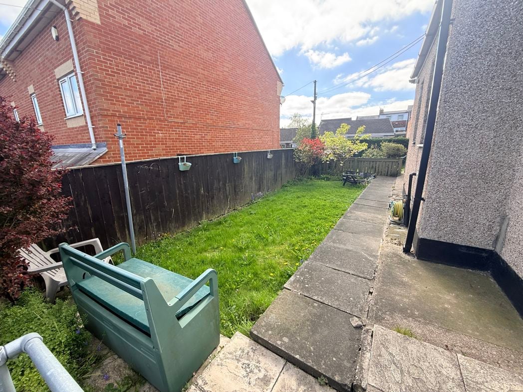 Property image 11 of 12