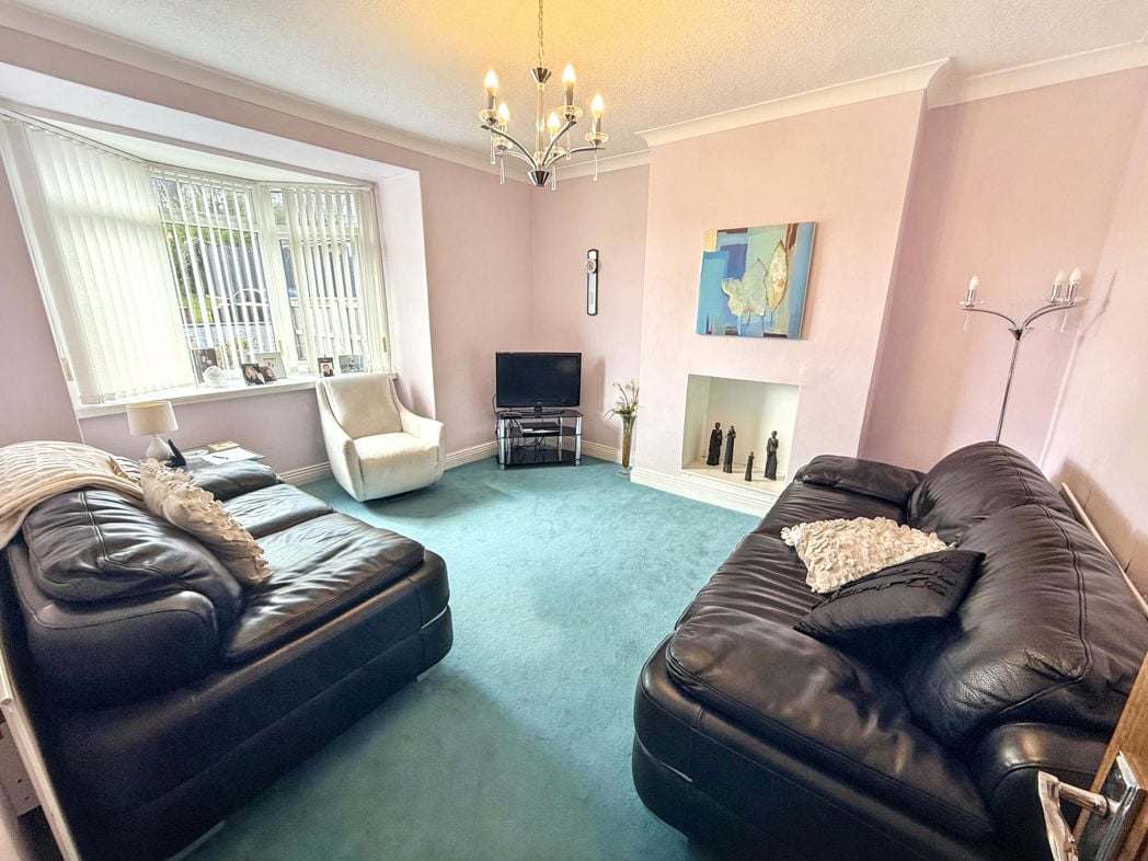 Property image 2 of 12