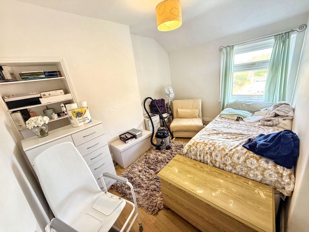 Property image 7 of 12