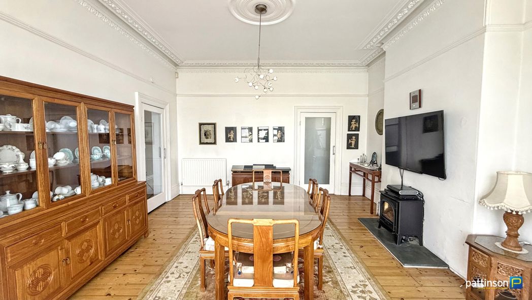 Property image 9 of 58