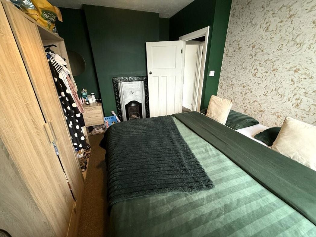 Property image 8 of 13