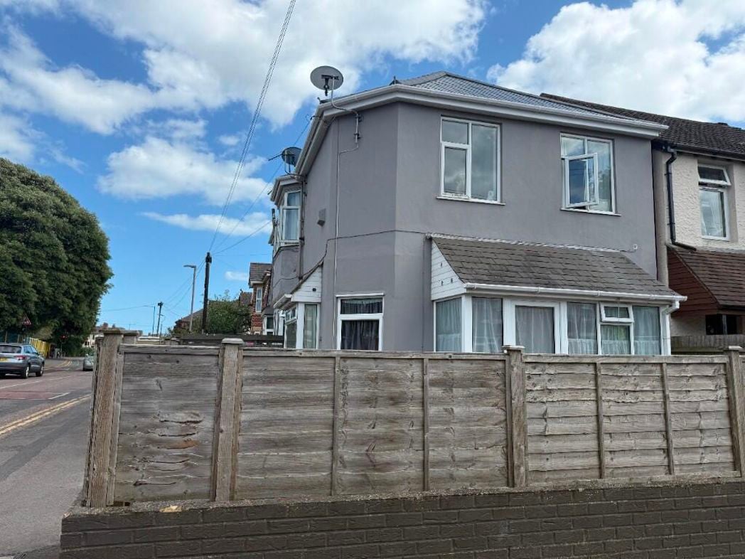 Property image 1 of 13