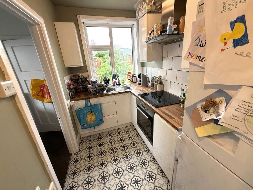 Property image 2 of 13