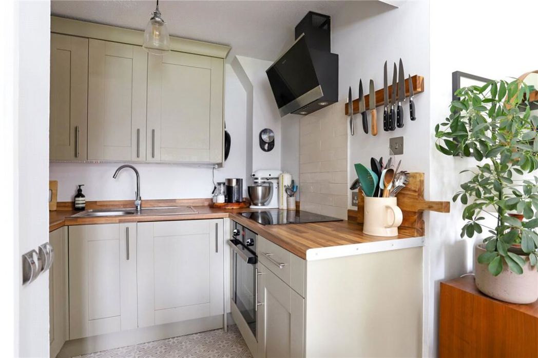 Property image 2 of 8