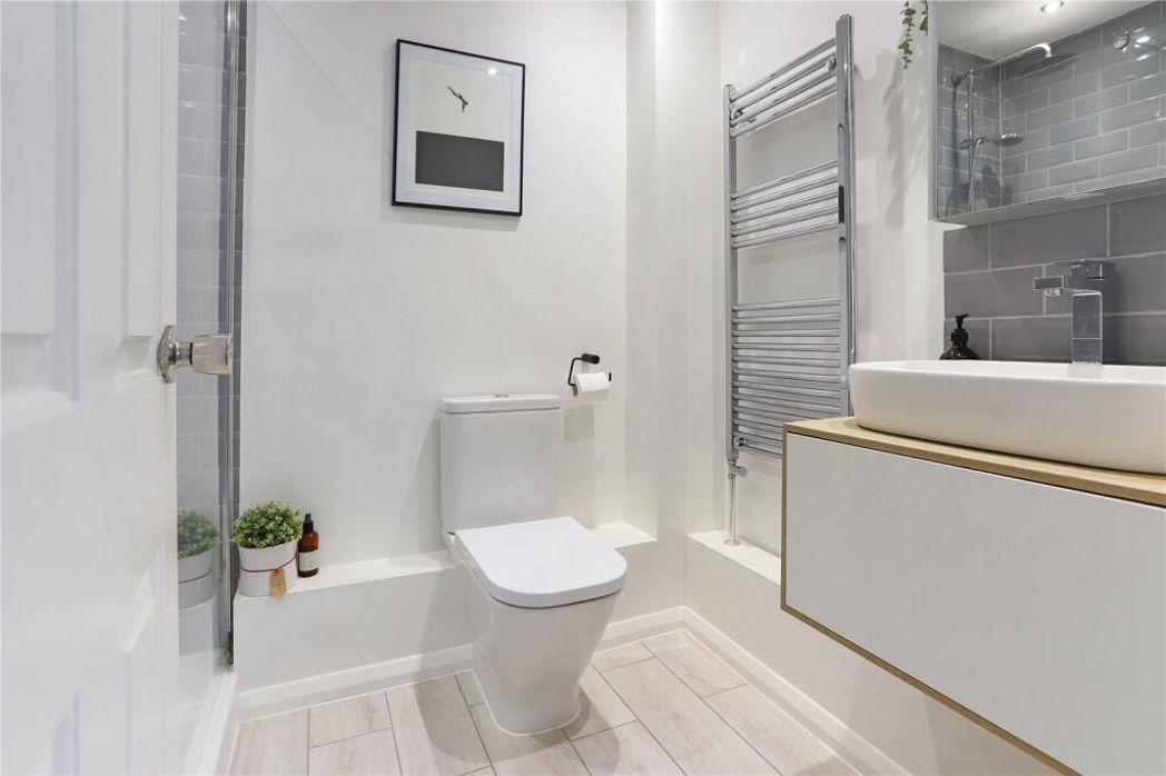 Property image 6 of 8