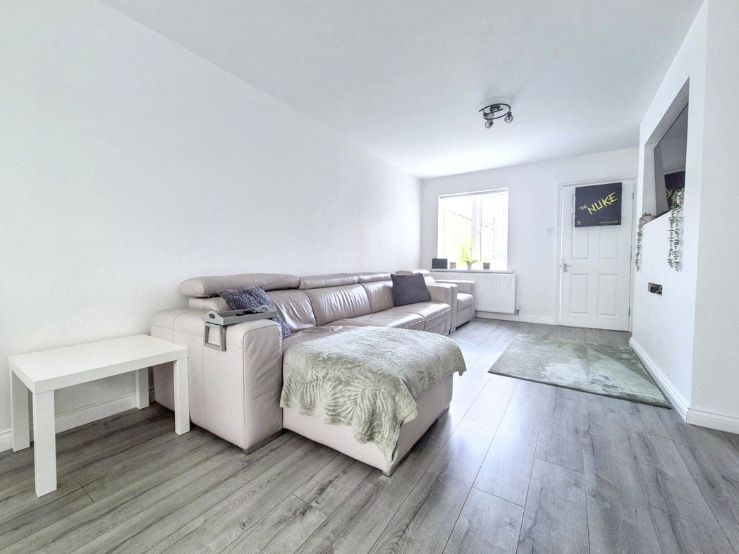 Property image 5 of 20