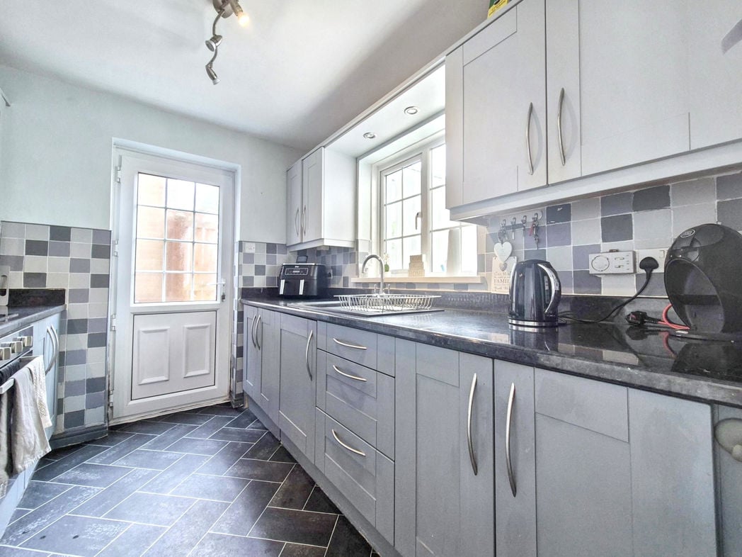 Property image 10 of 20