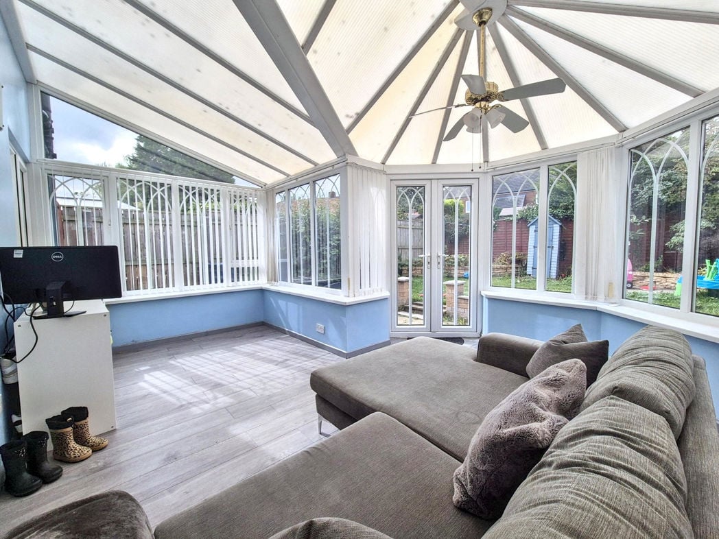 Property image 12 of 20