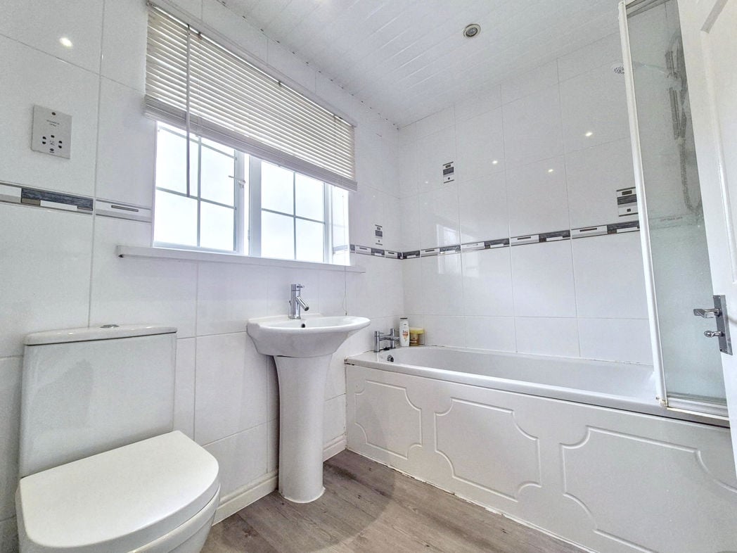 Property image 17 of 20