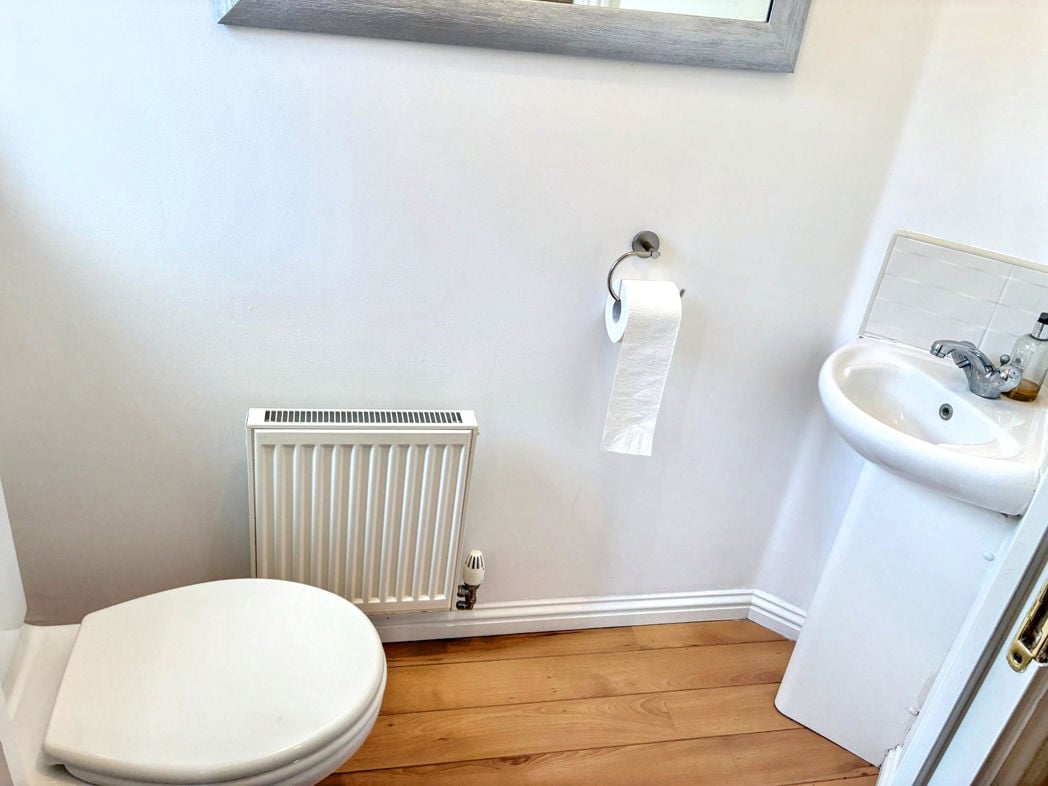Property image 5 of 12
