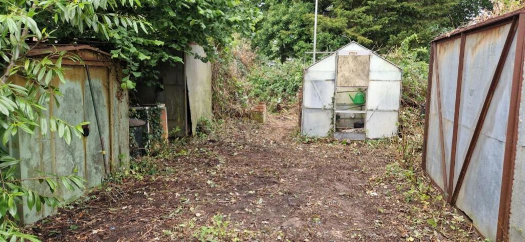 Property image 11 of 13